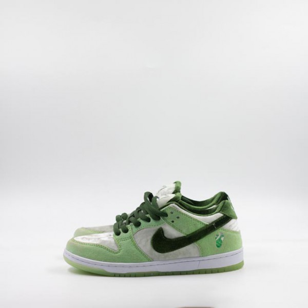 NIKE SB DUNK STRAGELOVE GREEN
