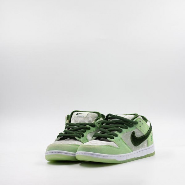 NIKE SB DUNK STRAGELOVE GREEN