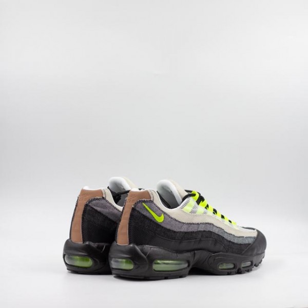 NIKE AIR MAX 95 VOLT