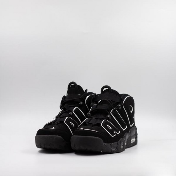 NIKE UPTEMPO BLACK