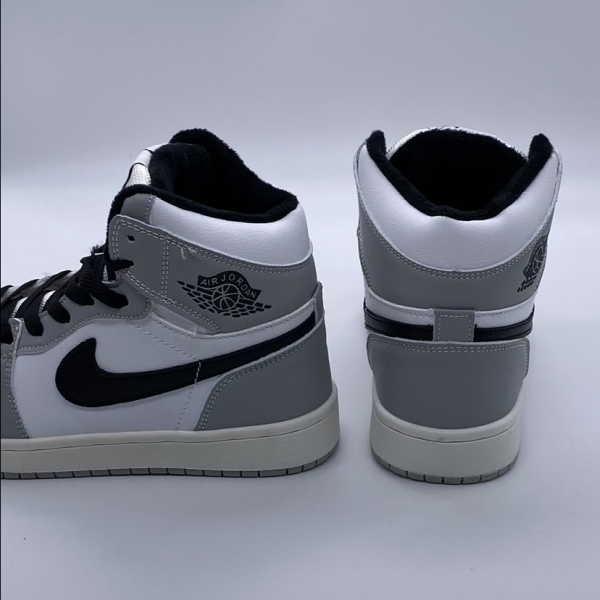 NIKE AIR JORDAN 1 (MEX) GREY/BLACK SWOOSH
