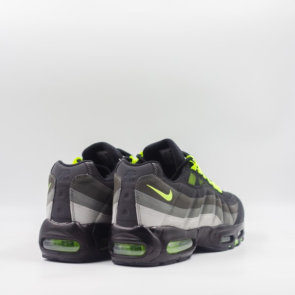 NIKE AIR MAX 95 BLACK/LIGHT GREEN