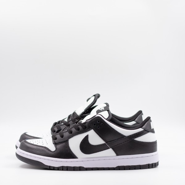 NIKE SB BLACK/WHITE