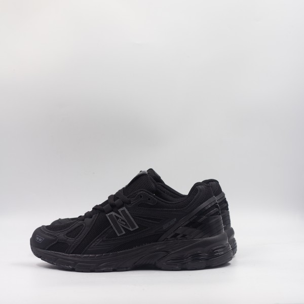 TRIGER 1906 ONLY BLACK