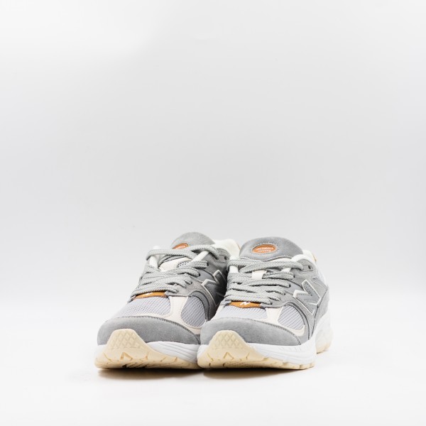 TRIGER 2002R GREY/WHITE
