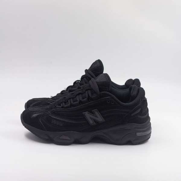 TRIGER 1000 BLACK