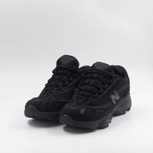 TRIGER 1000 BLACK