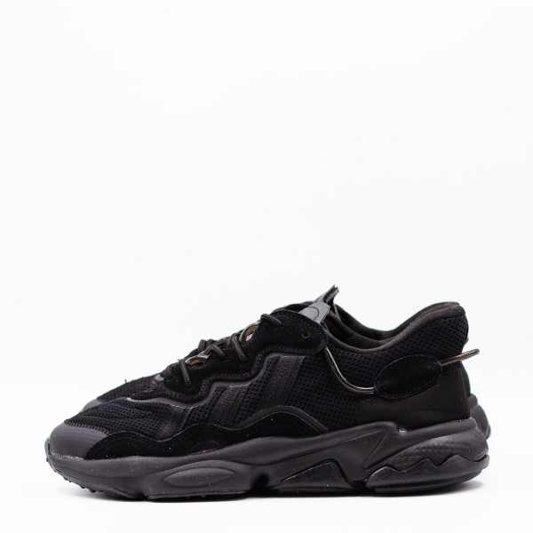 Ozweego BLACK
