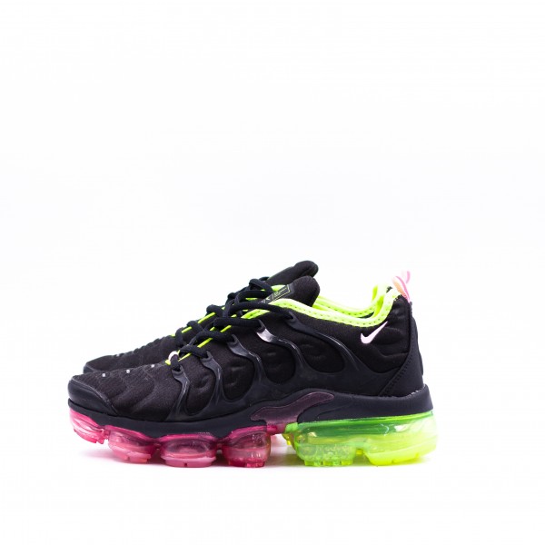 NIKE VAPORMAX BLACK RADUGA