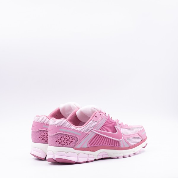 NIKE VOMERO 5 PINK